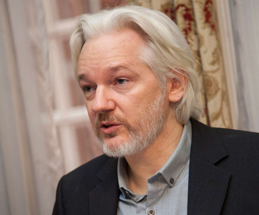 Julian Assange vapautui vankilasta